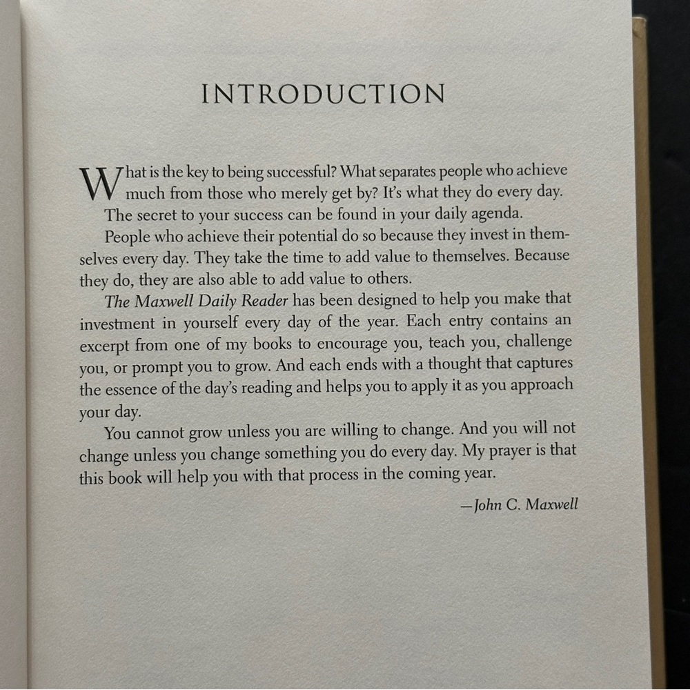 The Maxwell Daily Reader by John C. Maxwell | Personal Development | HC - Picture 9 of 11